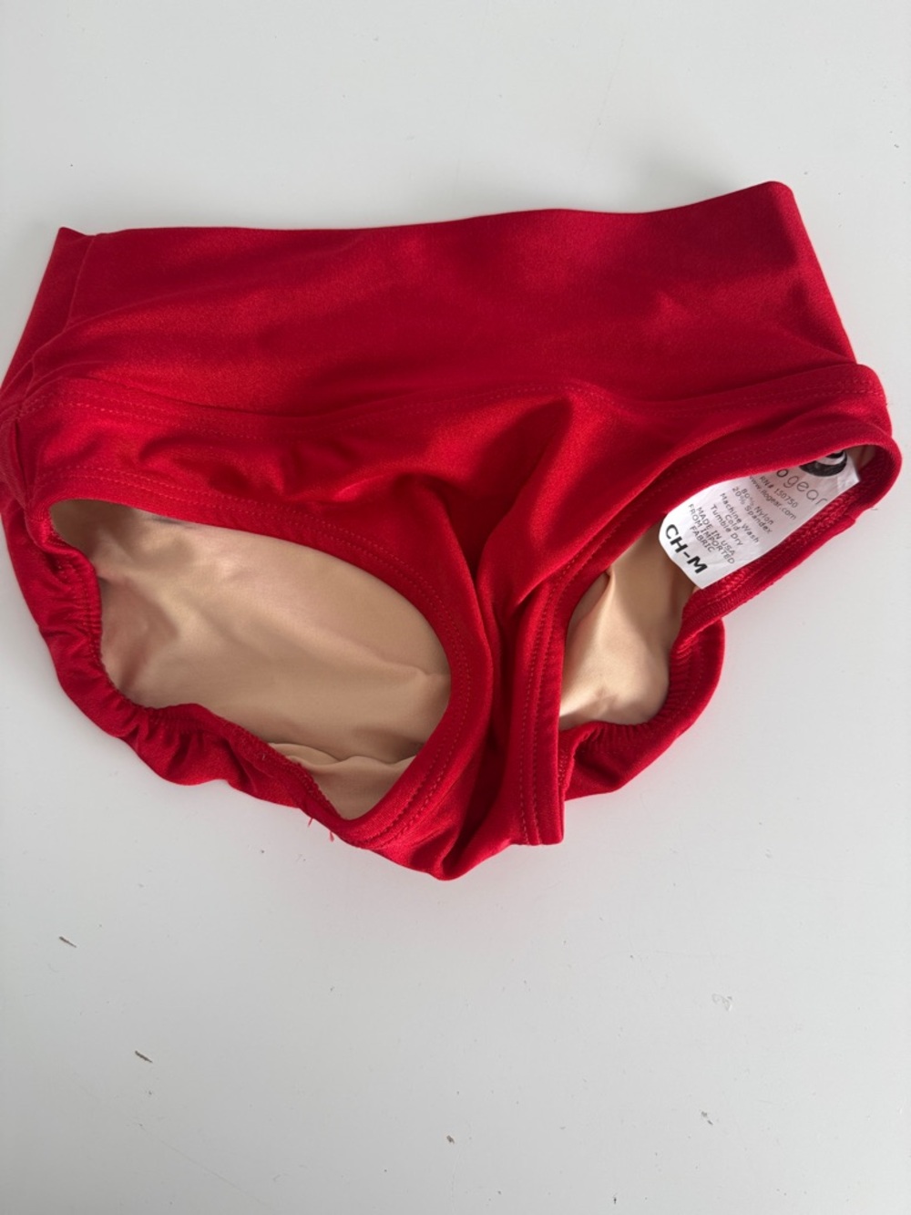 Ilogear high waisted dancers brief. Fully lined. Red. Size child med